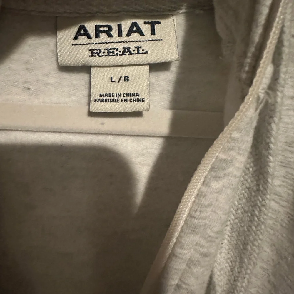 Ariat Women’s Light Gray Zip-Up Hoodie - Picture 2 of 3